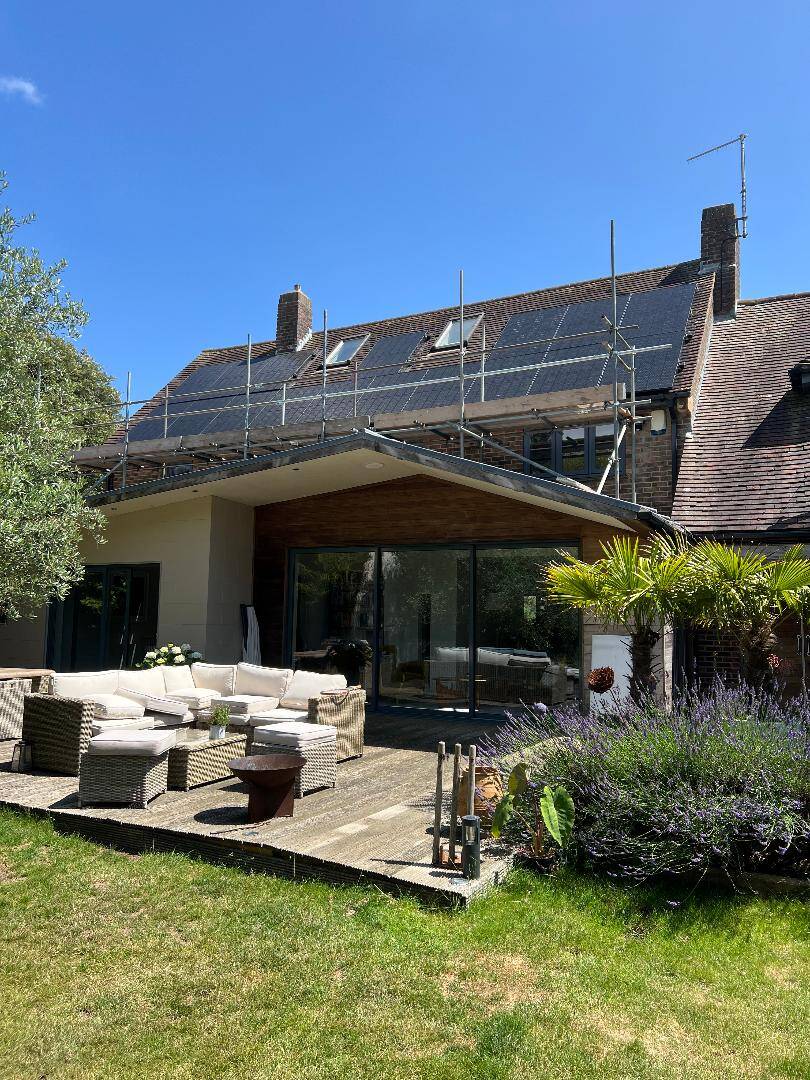 RIVETT ROOF SCAF_1753907403